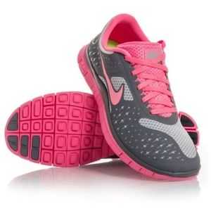 nike free trainer 4.0 v2 womens grey